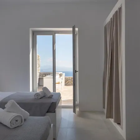True Dream Chrisi Akti (Paros)
